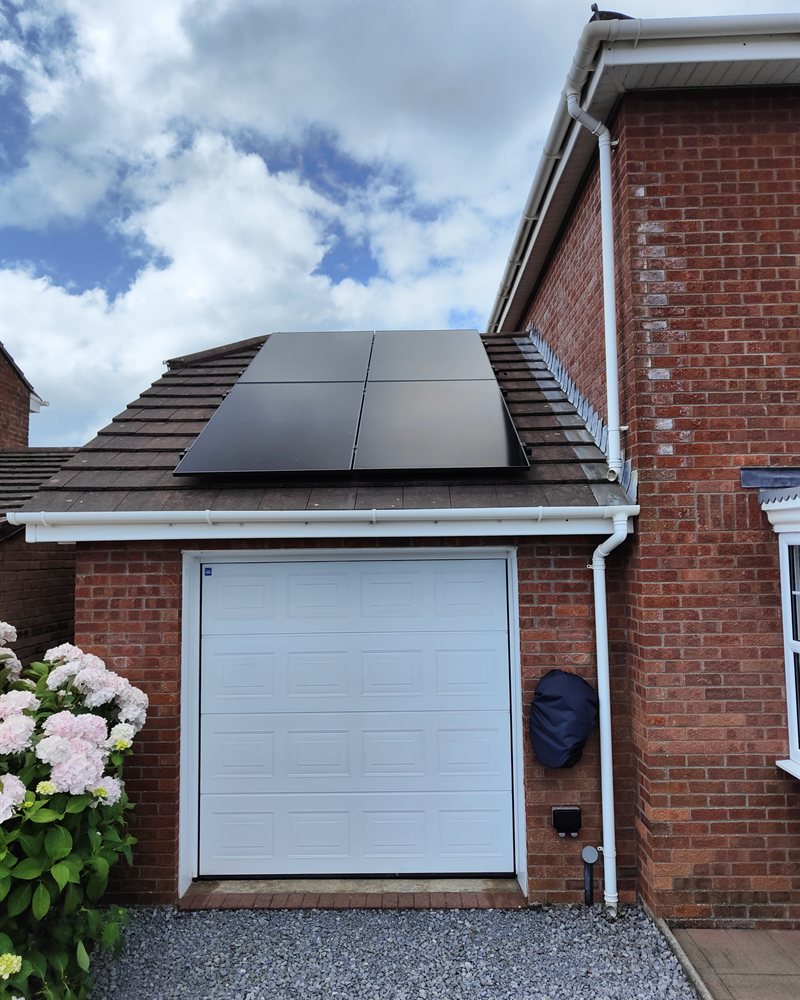 Aiko solar panels with Tigo optimisers